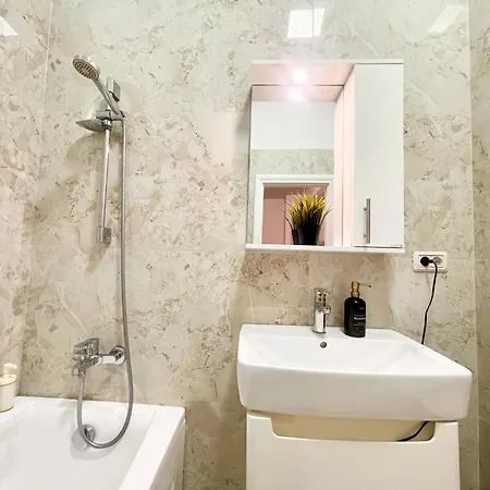 Address 25 - Palace Of Parliament Area