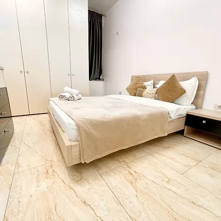 Address 25 - Palace Of Parliament Area