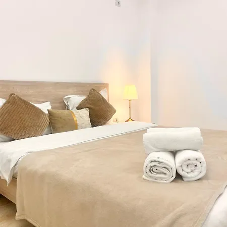 Address 25 - Palace Of Parliament Area Apartment Bukarest